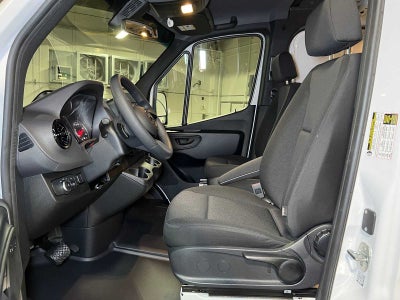 2025 Mercedes-Benz Sprinter Cargo Van 2500 Standard Roof I4 Diesel 144" RWD