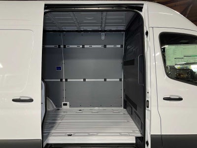 2025 Mercedes-Benz Sprinter Cargo Van 2500 Standard Roof I4 Diesel 144" RWD