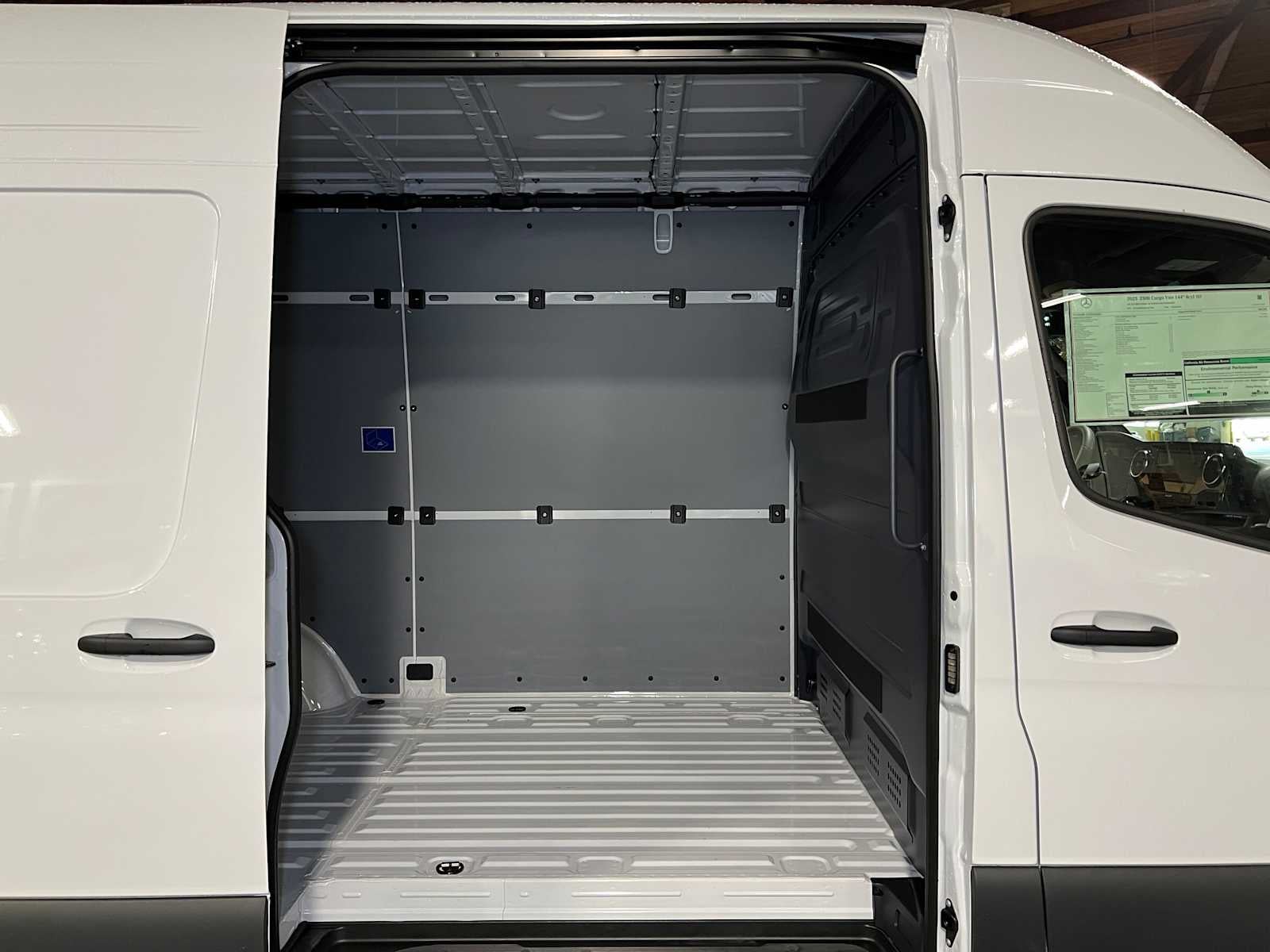 2025 Mercedes-Benz Sprinter Cargo Van 2500 Standard Roof I4 Diesel 144" RWD