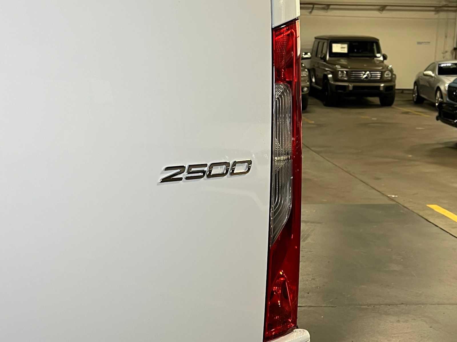 2025 Mercedes-Benz Sprinter Cargo Van 2500 Standard Roof I4 Diesel 144" RWD