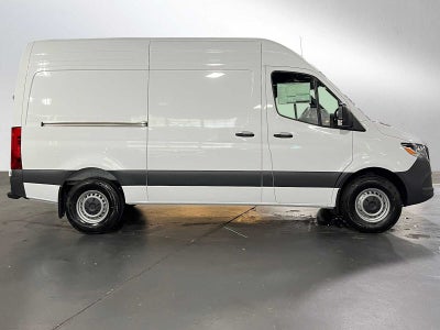 2025 Mercedes-Benz Sprinter Cargo Van 2500 Standard Roof I4 Diesel 144" RWD