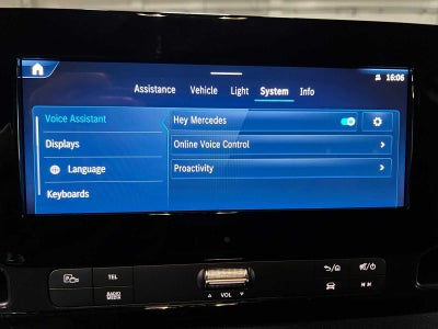 2025 Mercedes-Benz Sprinter Cargo Van 2500 Standard Roof I4 Diesel 144" RWD