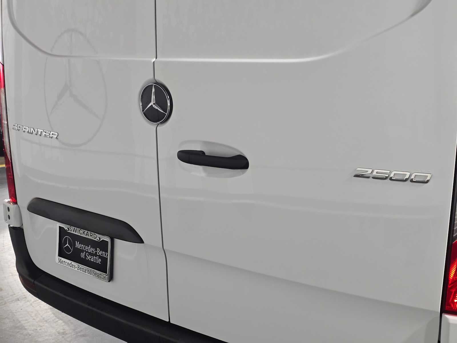 2025 Mercedes-Benz Sprinter Cargo Van 2500 Standard Roof I4 Diesel 144 RWD