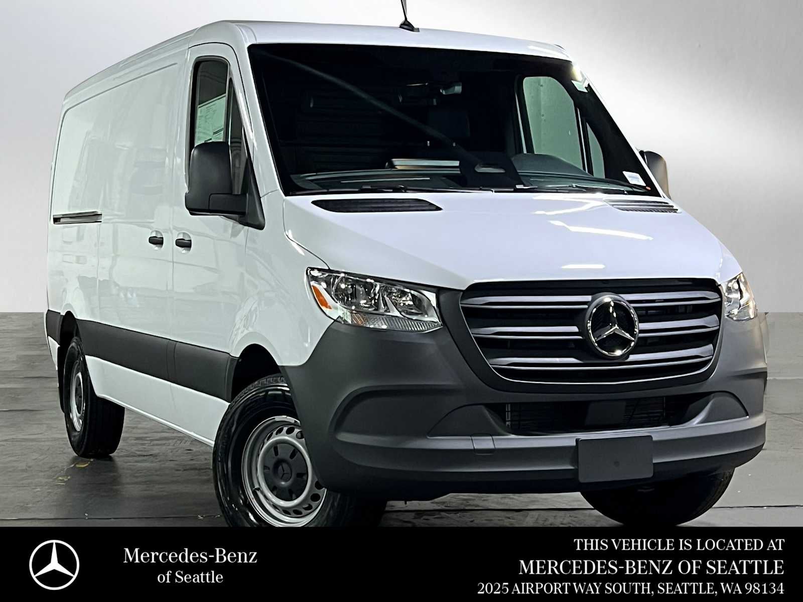 2026 Mercedes-Benz Sprinter 2500 Standard Roof I4 Diesel 144 RWD