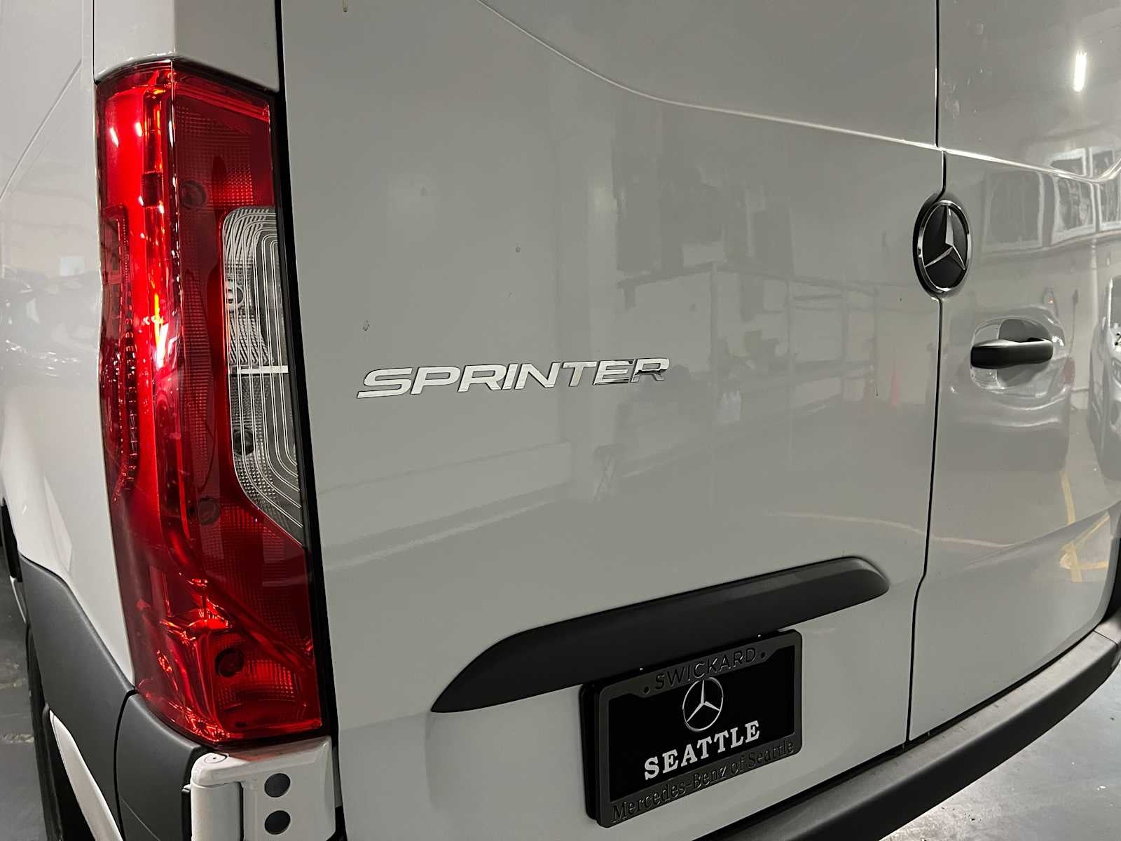 2026 Mercedes-Benz Sprinter 2500 Standard Roof I4 Diesel 144 RWD