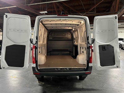 2026 Mercedes-Benz Sprinter 2500 Standard Roof I4 Diesel 144 RWD