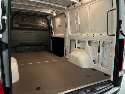 2026 Mercedes-Benz Sprinter 2500 Standard Roof I4 Diesel 144 RWD