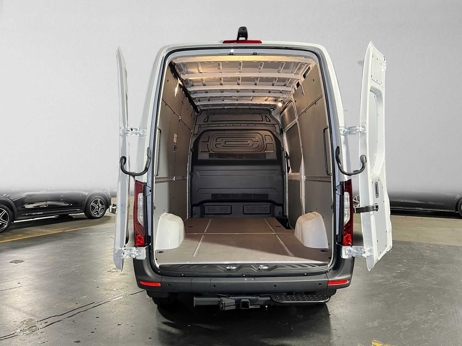 2026 Mercedes-Benz Sprinter Cargo 2500 Standard Roof I4 Diesel 144 RWD