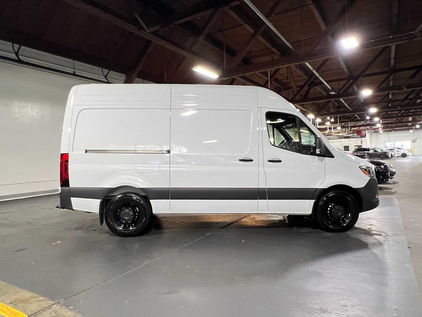 2026 Mercedes-Benz Sprinter Cargo 2500 Standard Roof I4 Diesel 144 RWD