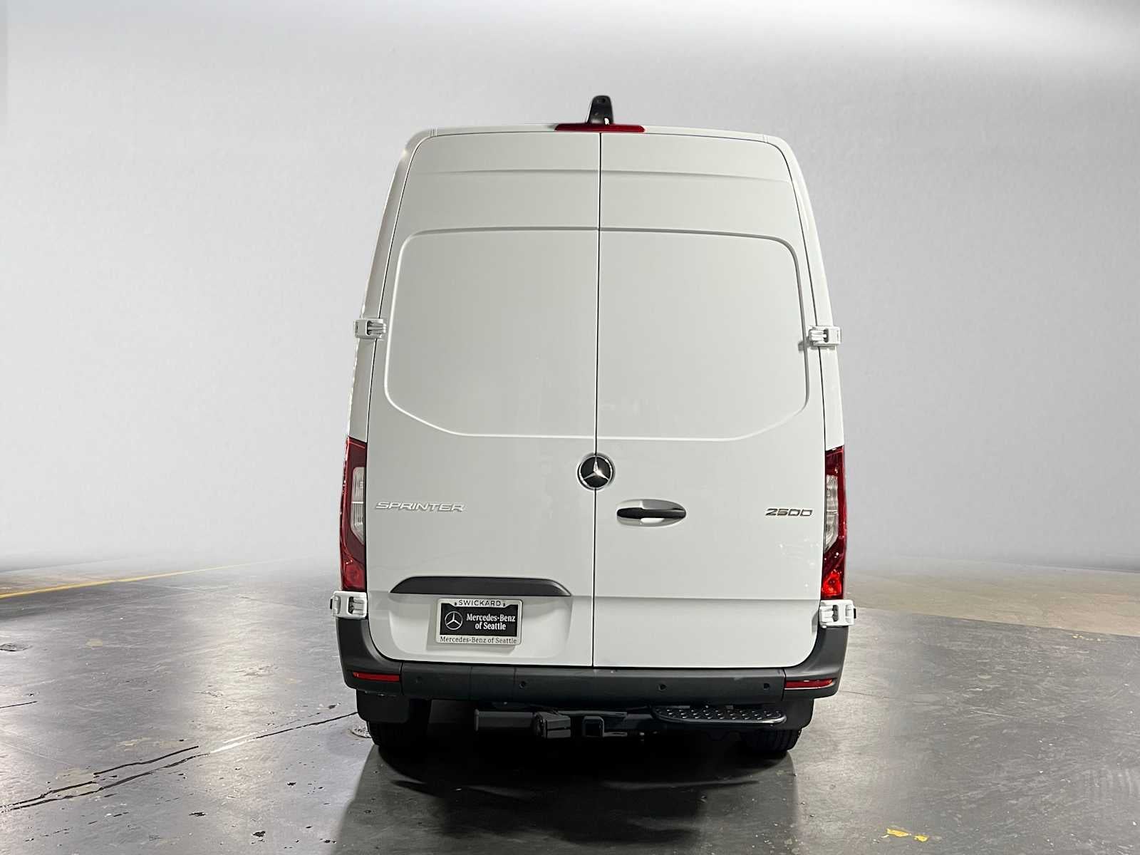 2026 Mercedes-Benz Sprinter Cargo 2500 Standard Roof I4 Diesel 144 RWD