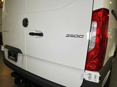 2026 Mercedes-Benz Sprinter 2500 Standard Roof I4 Diesel 144 RWD