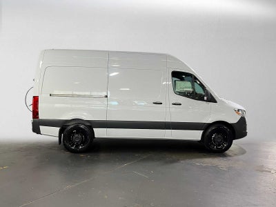 2026 Mercedes-Benz Sprinter 2500 Standard Roof I4 Diesel 144 RWD