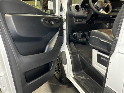 2026 Mercedes-Benz Sprinter 2500 Standard Roof I4 Diesel 144 RWD