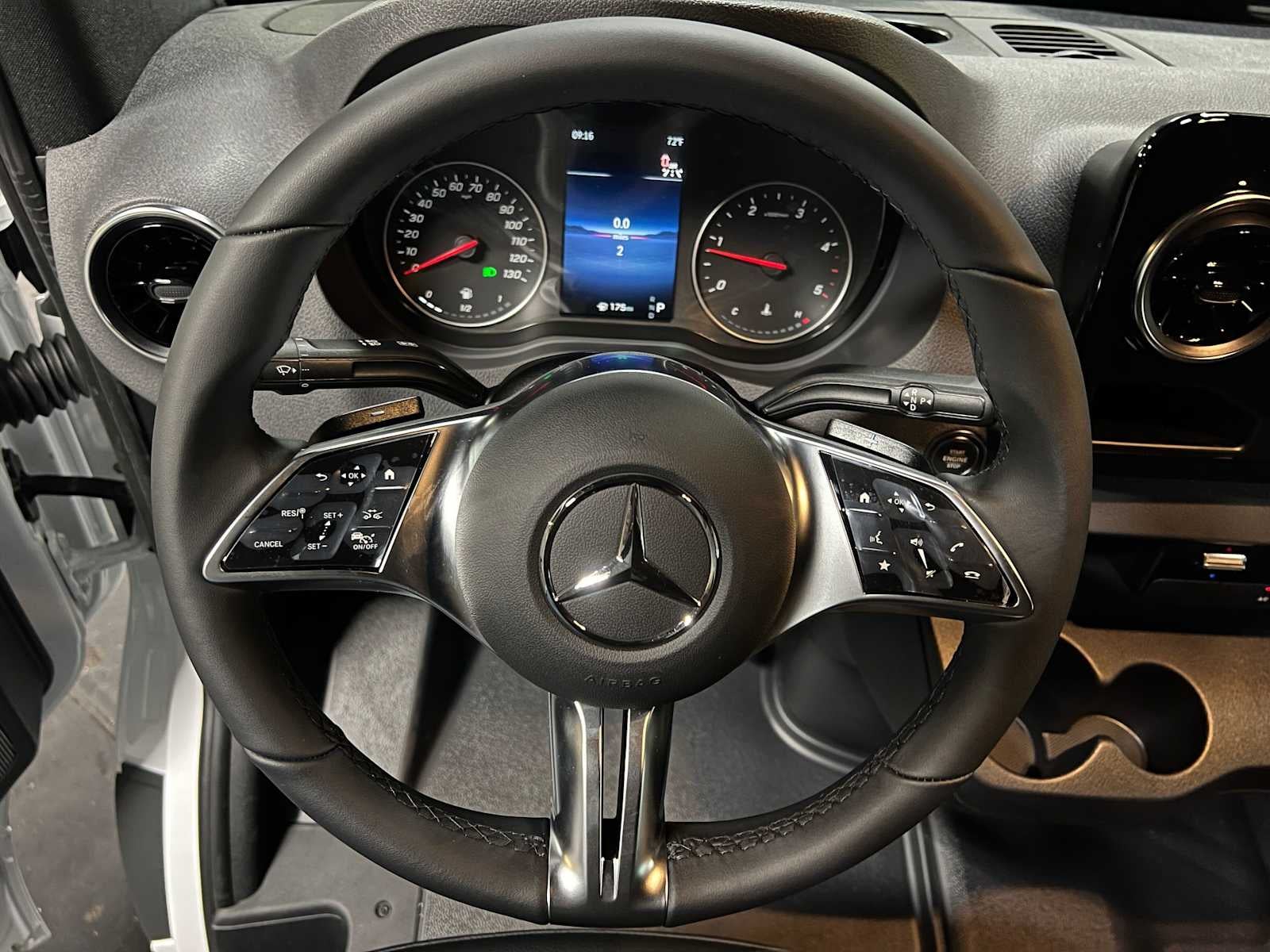 2026 Mercedes-Benz Sprinter 2500 Standard Roof I4 Diesel 144 RWD