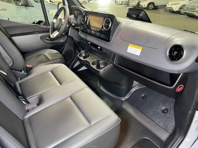 2026 Mercedes-Benz Sprinter 2500 Standard Roof I4 Diesel 144 RWD