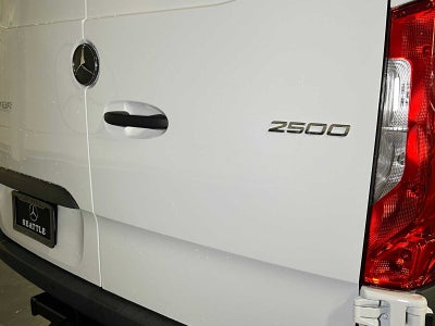 2026 Mercedes-Benz Sprinter 2500 Standard Roof I4 Diesel 144 RWD