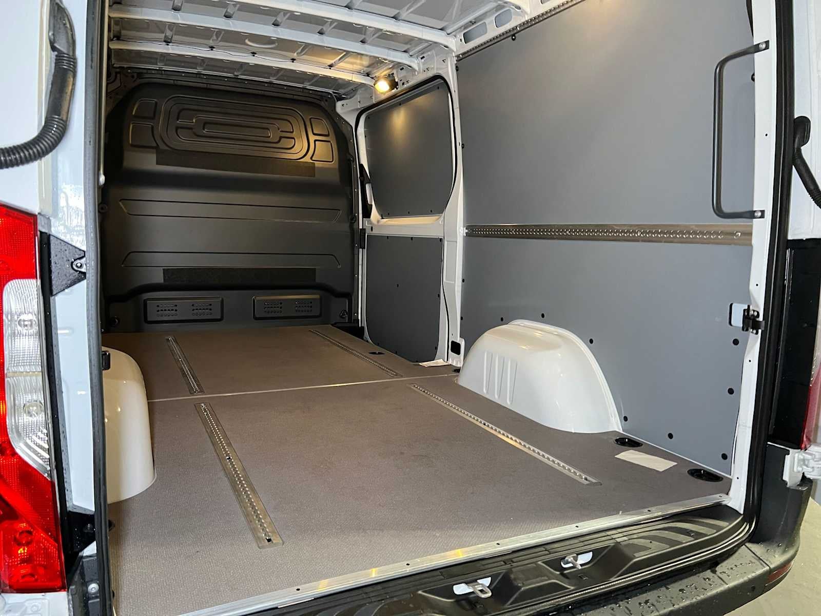 2026 Mercedes-Benz Sprinter 2500 Standard Roof I4 Diesel 144 RWD