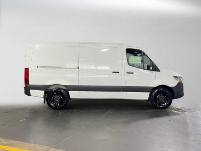 2026 Mercedes-Benz Sprinter 2500 Standard Roof I4 Diesel 144 RWD