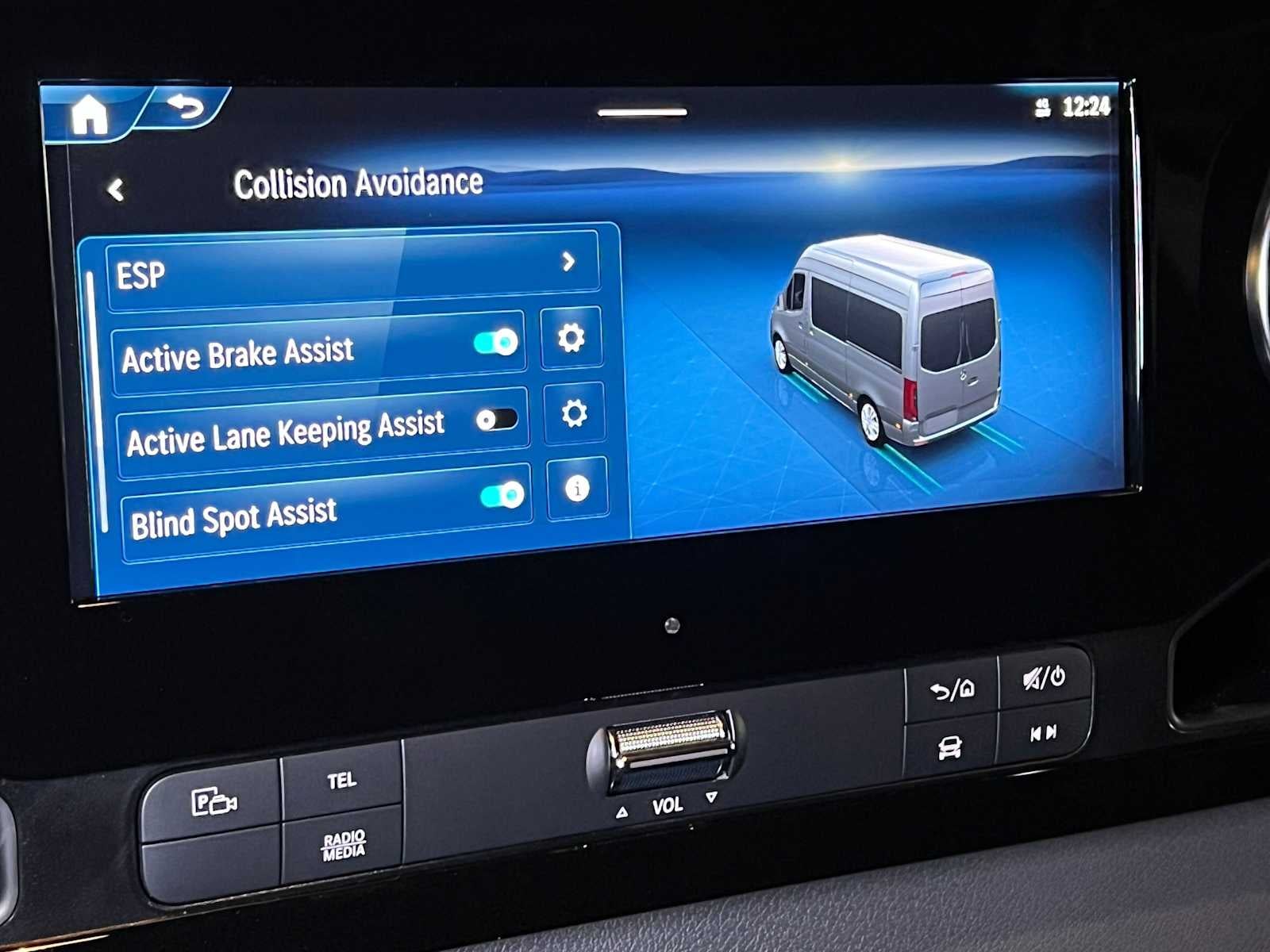 2026 Mercedes-Benz Sprinter 2500 Standard Roof I4 Diesel 144 RWD