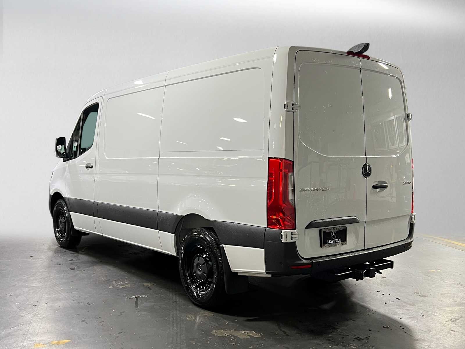 2026 Mercedes-Benz Sprinter 2500 Standard Roof I4 Diesel 144 RWD