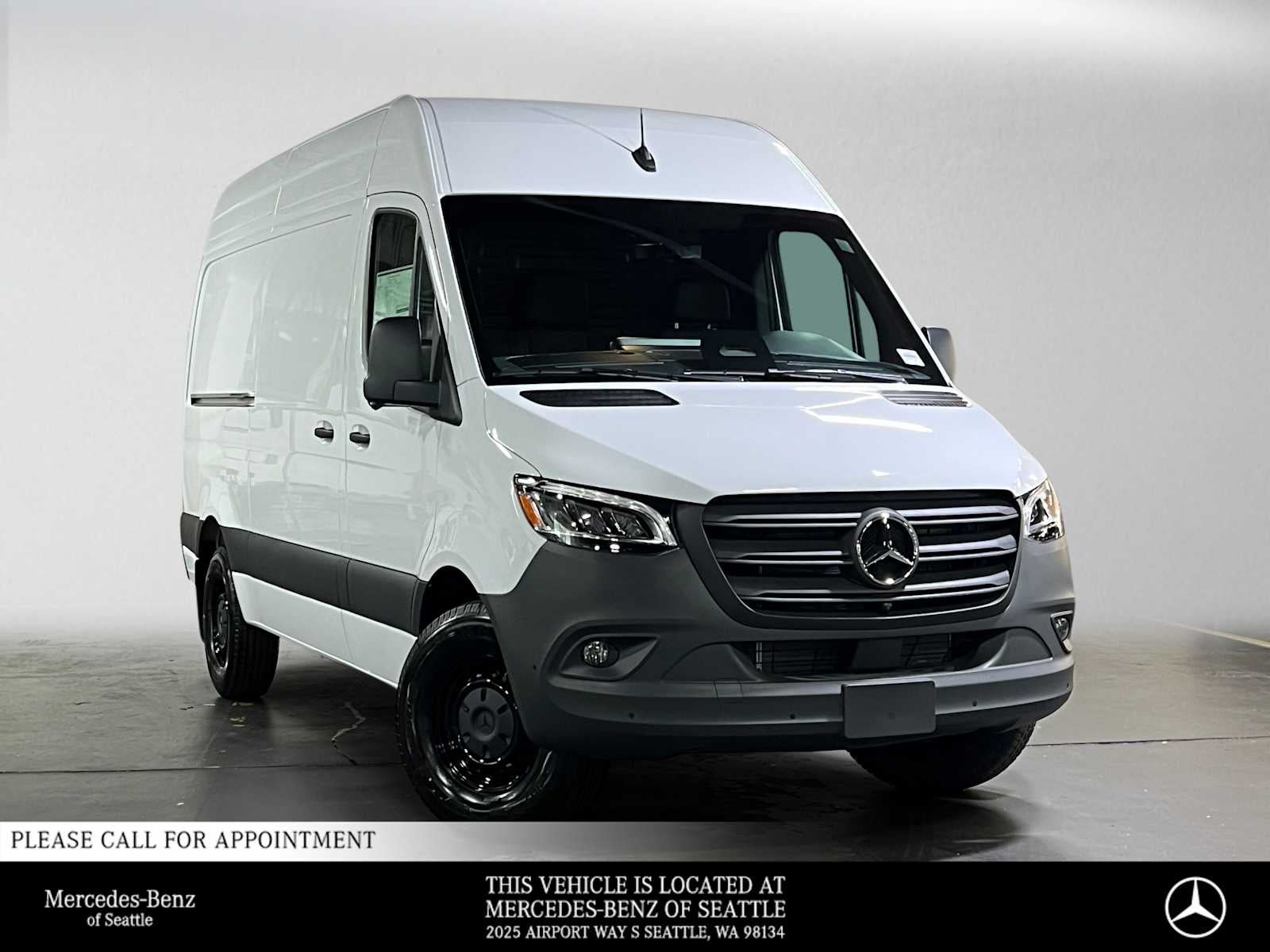 2026 Mercedes-Benz Sprinter Cargo 2500 Standard Roof I4 Diesel 144 RWD