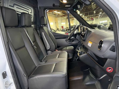 2026 Mercedes-Benz Sprinter Cargo 2500 Standard Roof I4 Diesel 144 RWD