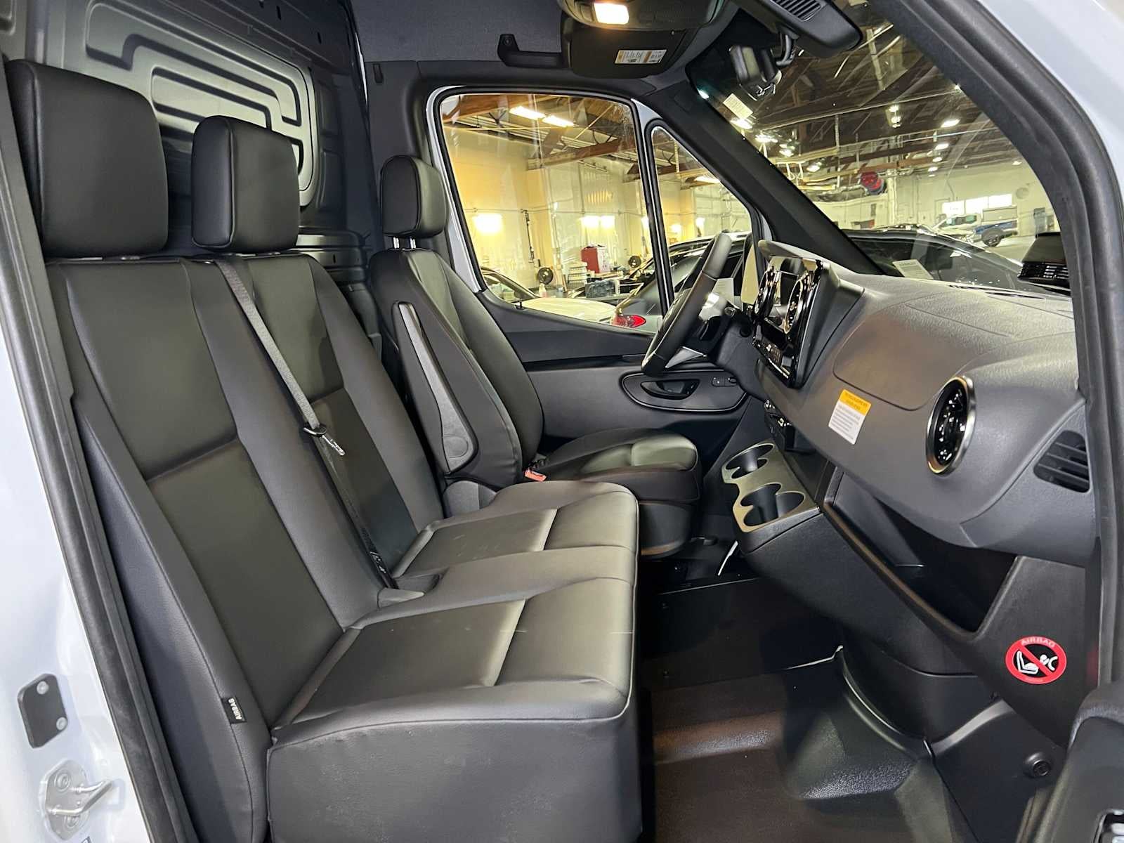 2026 Mercedes-Benz Sprinter Cargo 2500 Standard Roof I4 Diesel 144 RWD