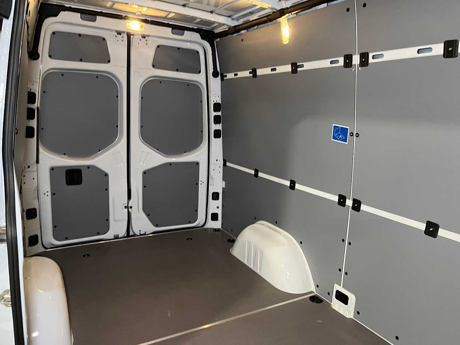 2026 Mercedes-Benz Sprinter Cargo 2500 Standard Roof I4 Diesel 144 RWD