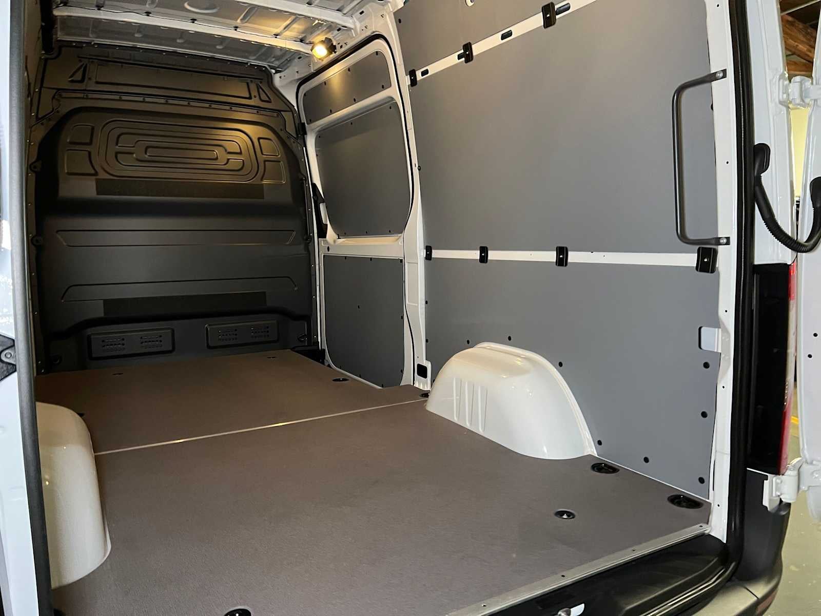 2026 Mercedes-Benz Sprinter Cargo 2500 Standard Roof I4 Diesel 144 RWD