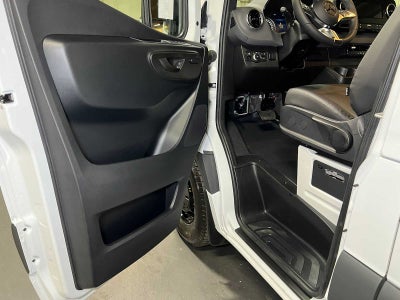 2026 Mercedes-Benz Sprinter Cargo 2500 Standard Roof I4 Diesel 144 RWD