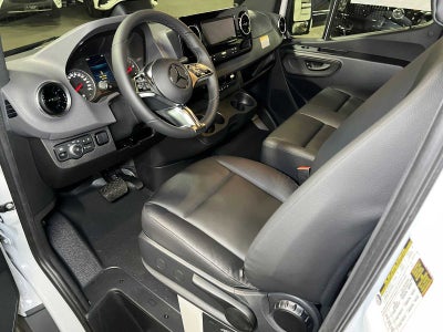 2026 Mercedes-Benz Sprinter Cargo 2500 Standard Roof I4 Diesel 144 RWD