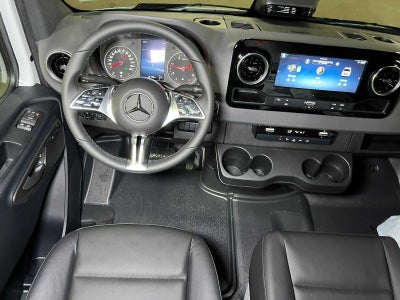 2026 Mercedes-Benz Sprinter Cargo 2500 Standard Roof I4 Diesel 144 RWD