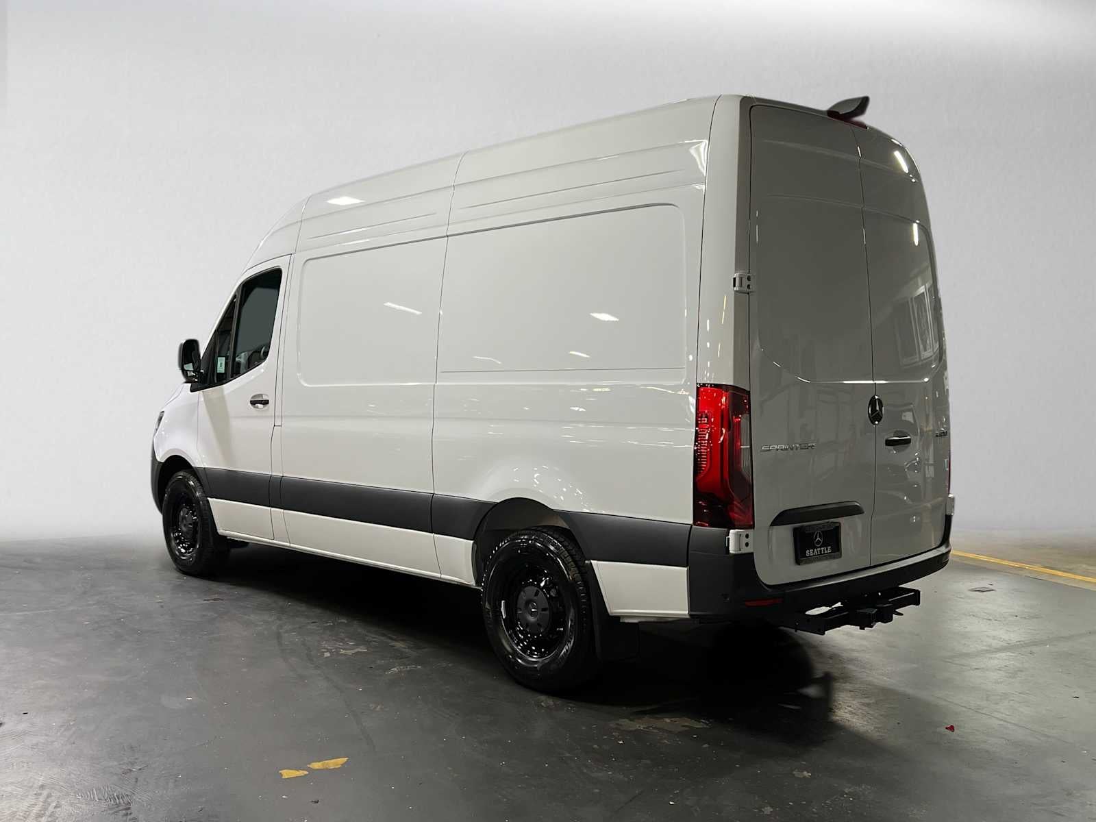 2026 Mercedes-Benz Sprinter Cargo 2500 Standard Roof I4 Diesel 144 RWD
