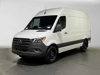 2026 Mercedes-Benz Sprinter Cargo 2500 Standard Roof I4 Diesel 144 RWD