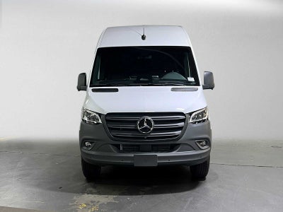 2026 Mercedes-Benz Sprinter Cargo 2500 Standard Roof I4 Diesel 144 RWD