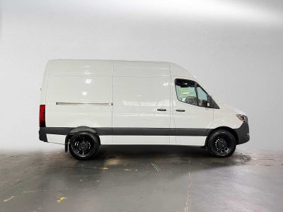 2026 Mercedes-Benz Sprinter 2500 Standard Roof I4 Diesel 144 RWD