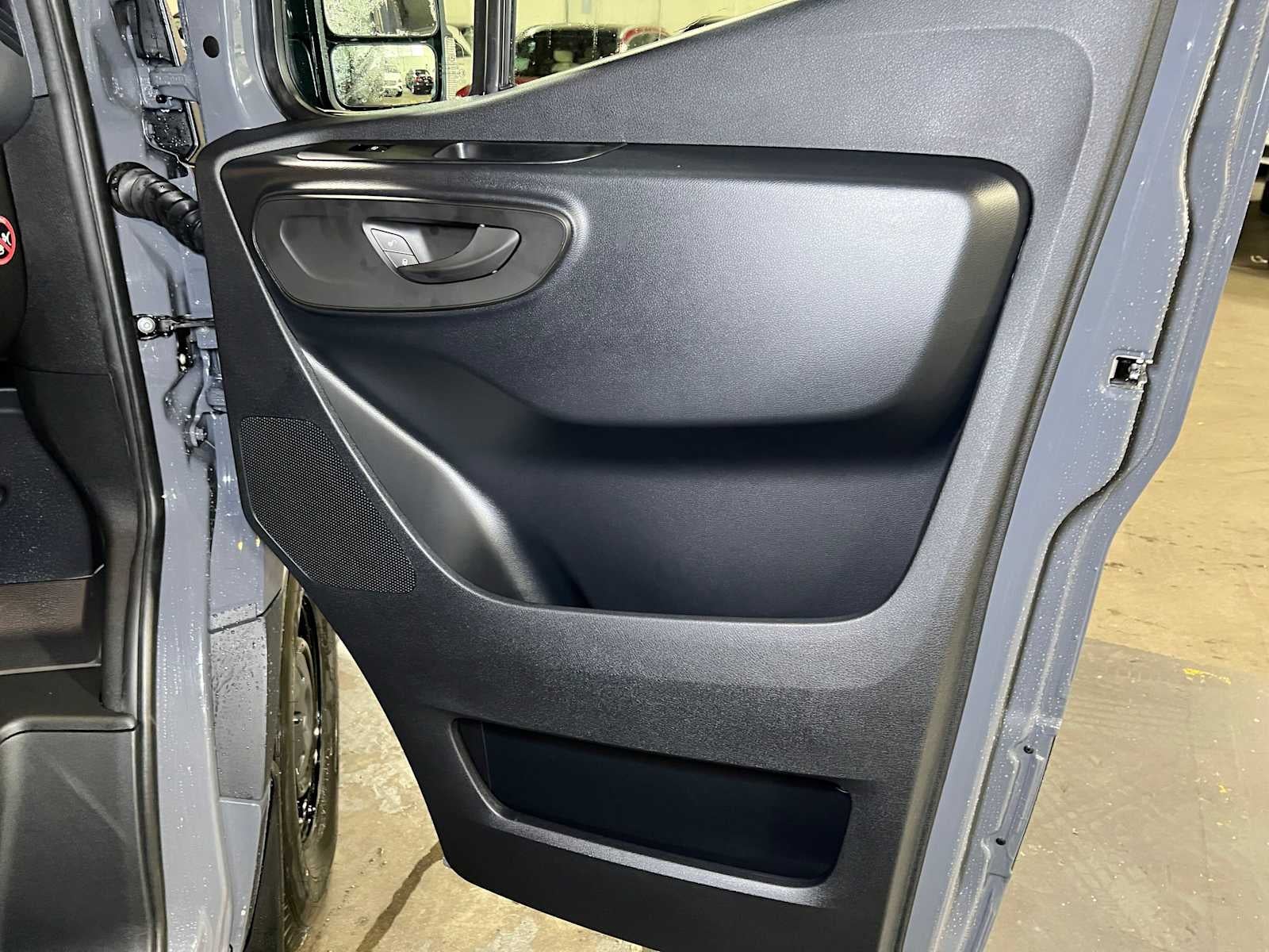 2026 Mercedes-Benz Sprinter Cargo 2500 Standard Roof I4 Diesel 144 RWD