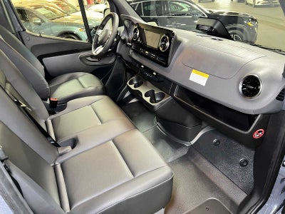 2026 Mercedes-Benz Sprinter Cargo 2500 Standard Roof I4 Diesel 144 RWD