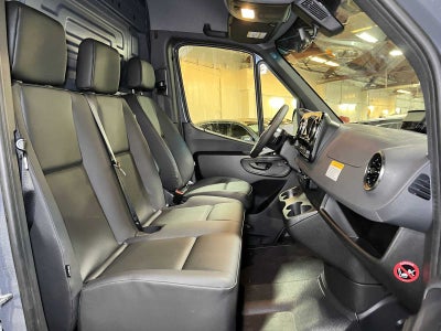 2026 Mercedes-Benz Sprinter Cargo 2500 Standard Roof I4 Diesel 144 RWD