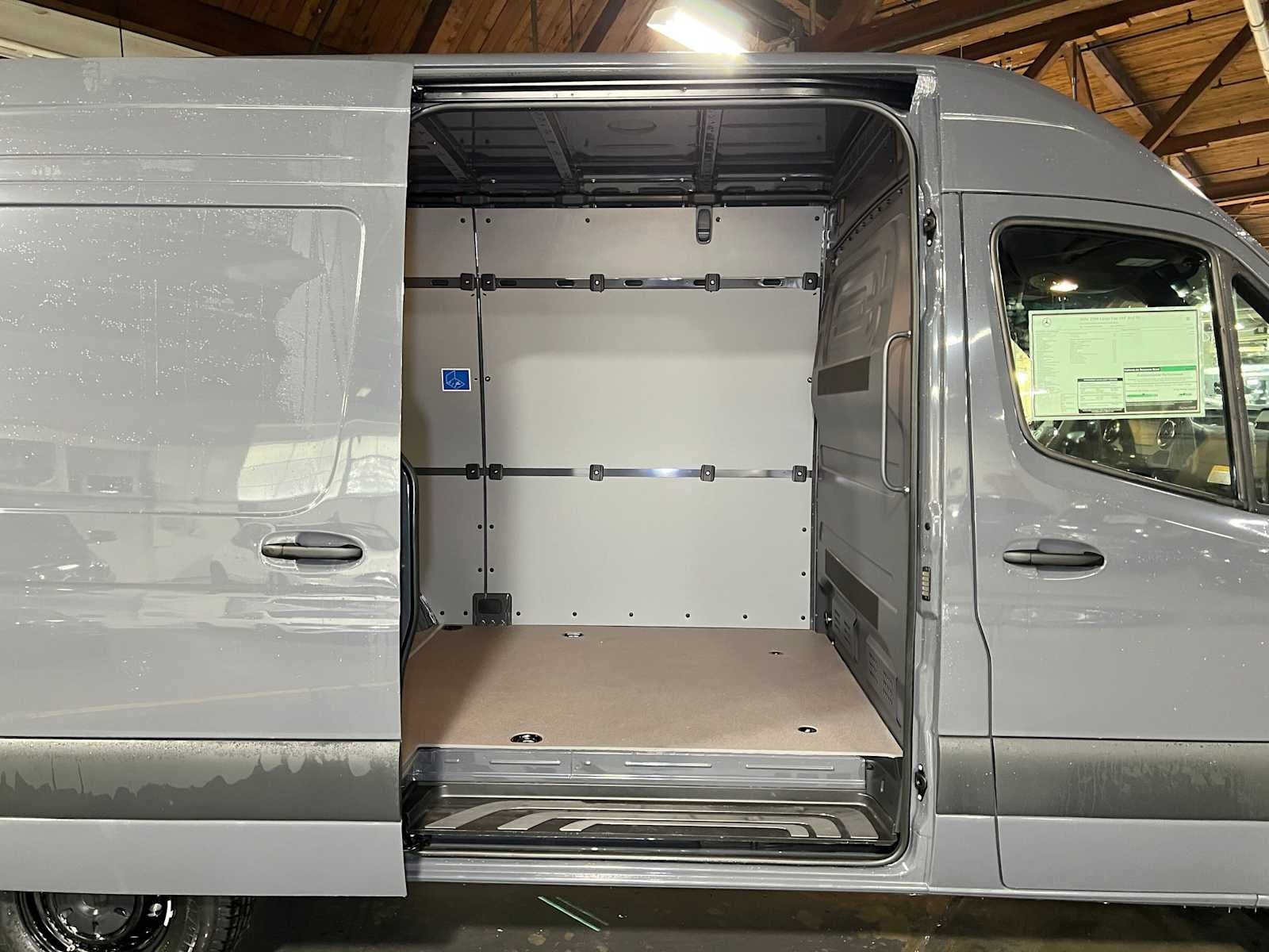 2026 Mercedes-Benz Sprinter Cargo 2500 Standard Roof I4 Diesel 144 RWD