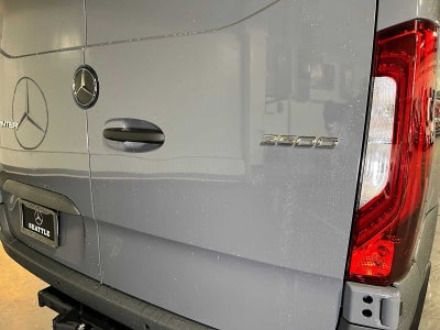 2026 Mercedes-Benz Sprinter Cargo 2500 Standard Roof I4 Diesel 144 RWD