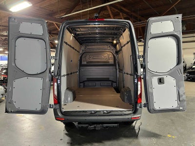 2026 Mercedes-Benz Sprinter Cargo 2500 Standard Roof I4 Diesel 144 RWD