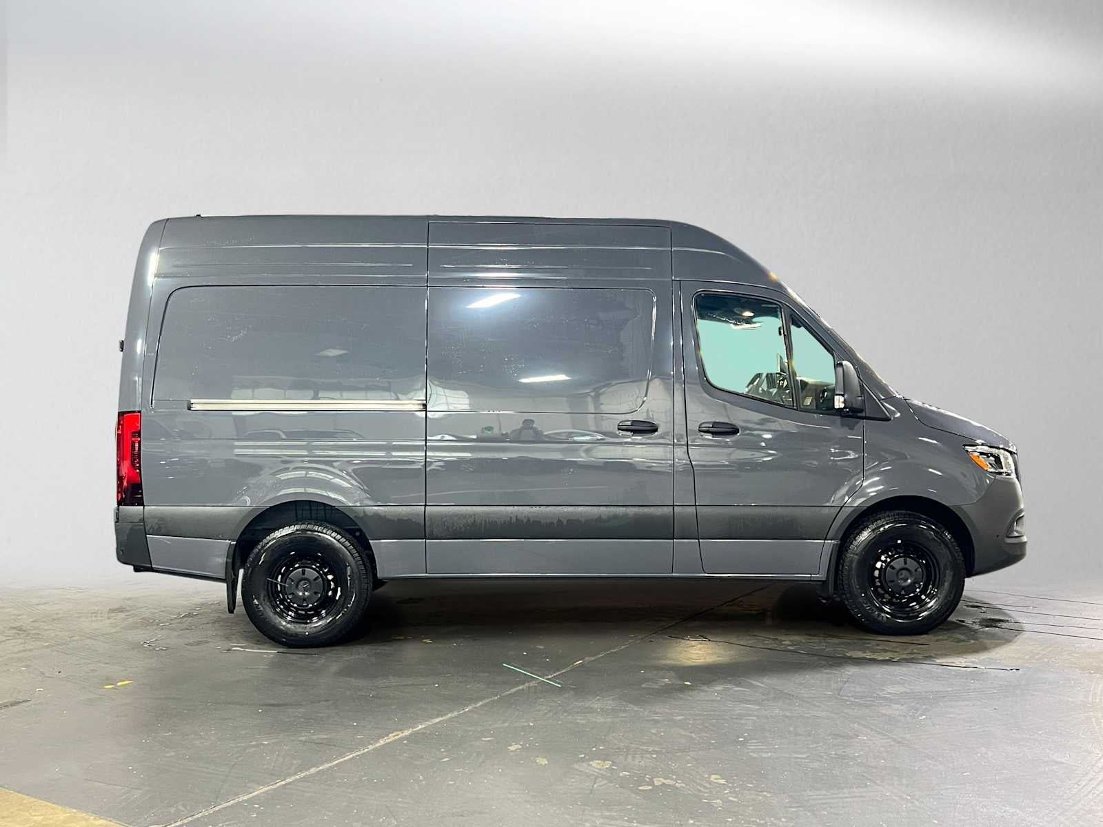 2026 Mercedes-Benz Sprinter Cargo 2500 Standard Roof I4 Diesel 144 RWD