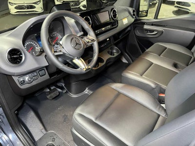 2026 Mercedes-Benz Sprinter Cargo 2500 Standard Roof I4 Diesel 144 RWD