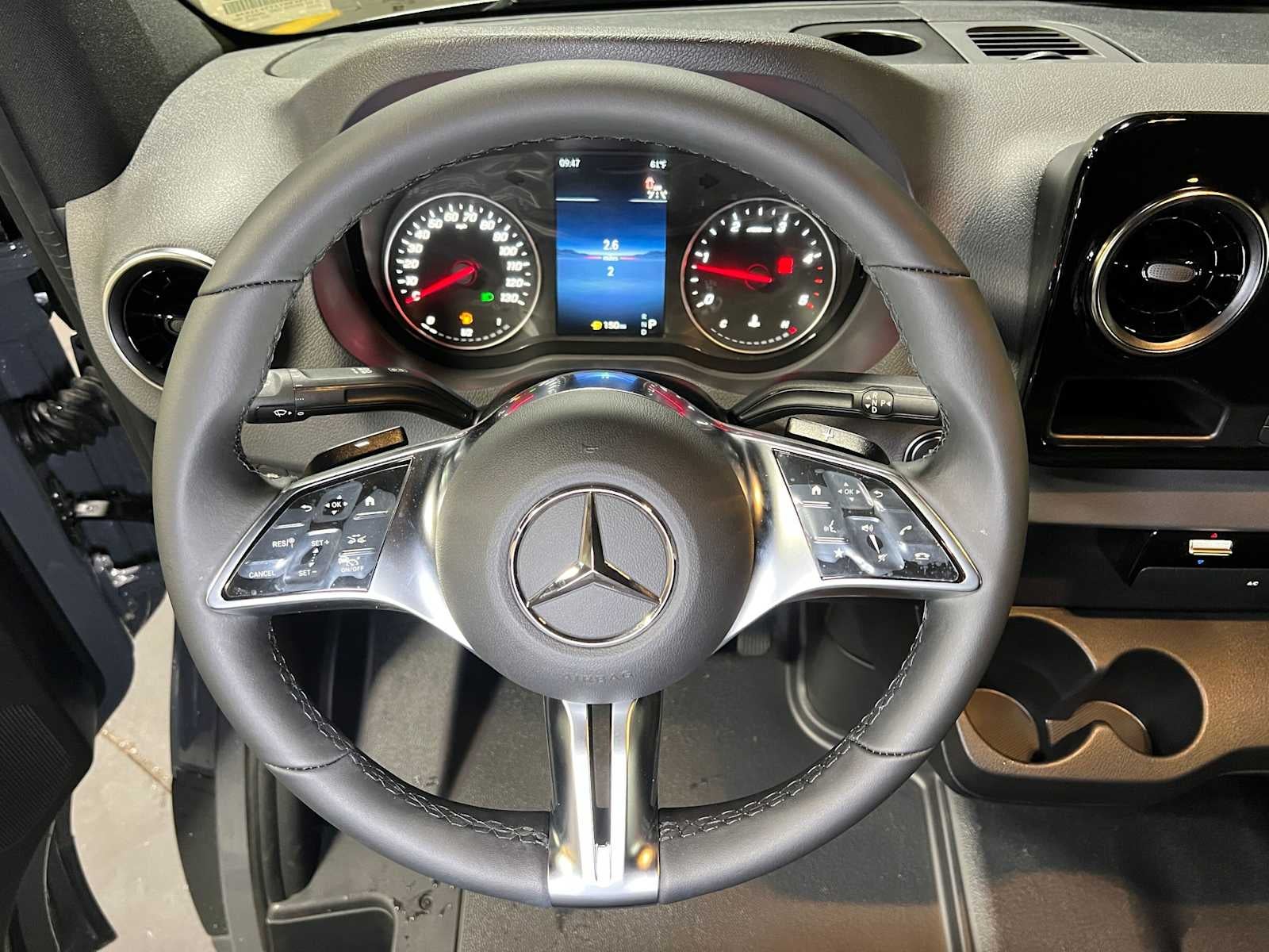 2026 Mercedes-Benz Sprinter Cargo 2500 Standard Roof I4 Diesel 144 RWD