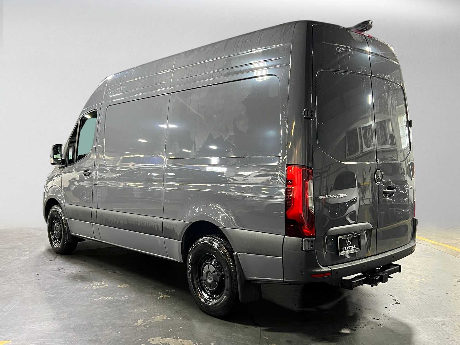 2026 Mercedes-Benz Sprinter Cargo 2500 Standard Roof I4 Diesel 144 RWD