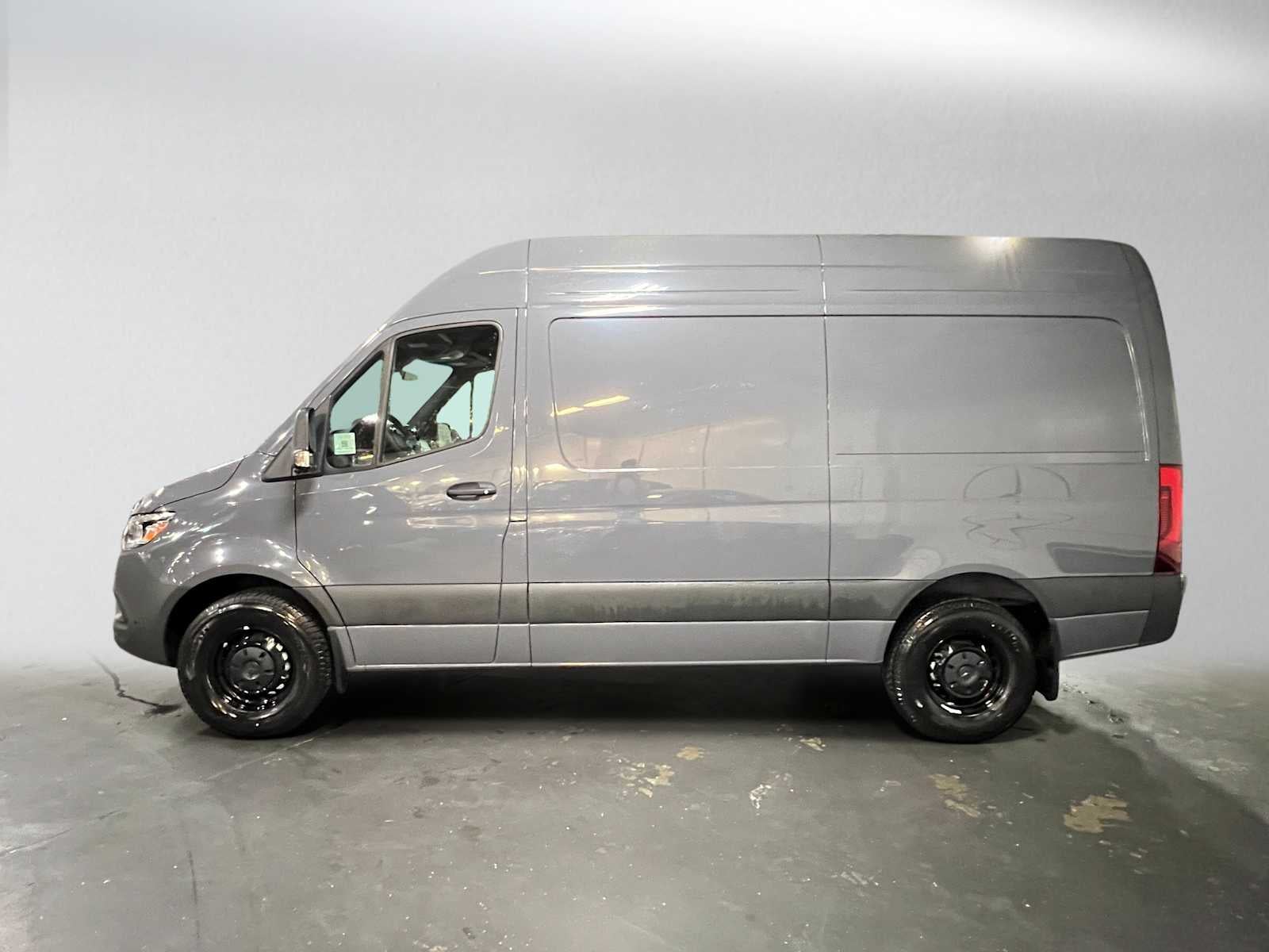 2026 Mercedes-Benz Sprinter Cargo 2500 Standard Roof I4 Diesel 144 RWD