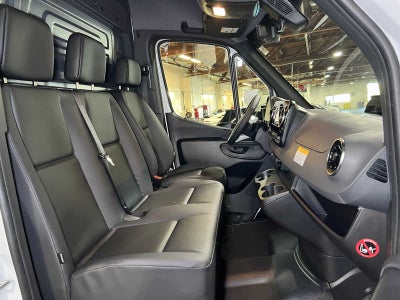 2026 Mercedes-Benz Sprinter Cargo 2500 Standard Roof I4 Diesel 144 RWD