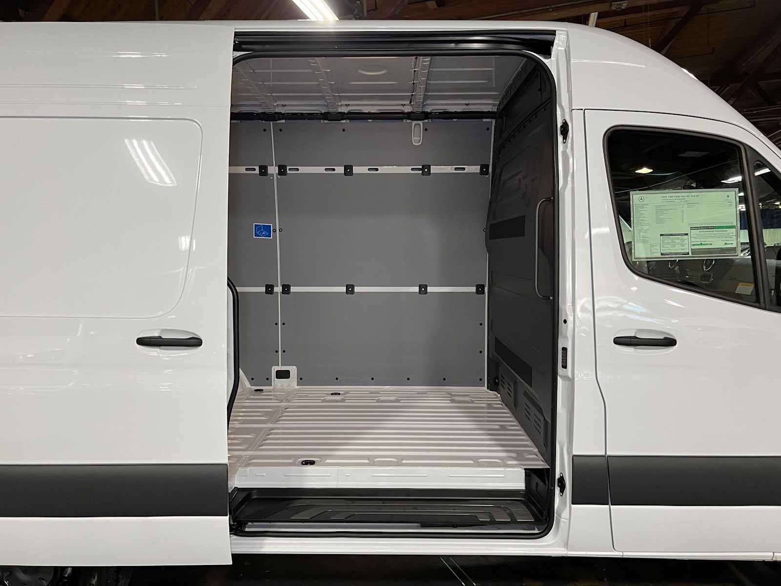 2026 Mercedes-Benz Sprinter Cargo 2500 Standard Roof I4 Diesel 144 RWD