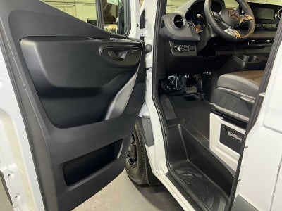 2026 Mercedes-Benz Sprinter Cargo 2500 Standard Roof I4 Diesel 144 RWD